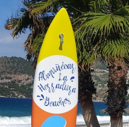 Nuevas duchas de las playas sexitanas (AYTO. ALMUñËCAR)