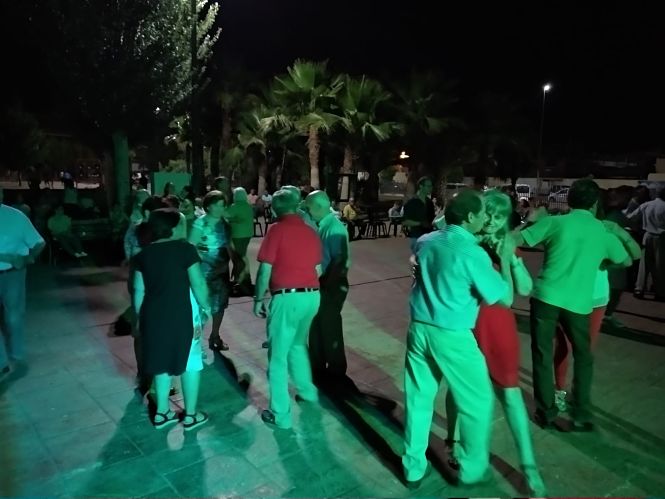 `bailes al fresquito` de Huétor Tájar antes de la pandemia, que volverán a celebrarse este verano (AYTO. HUÉTOR TÁJAR)