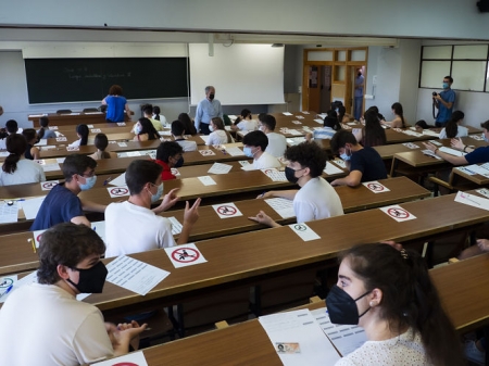 Pureba de acceso a la Universidad (UGR) Pureba de acceso a la Universidad (UGR)