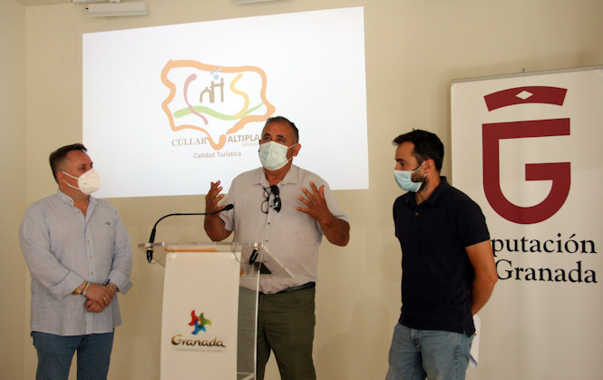 Presentación de la temporada en la piscina de Cúllar Vega (DIPUTACIÓN) 