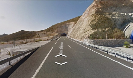 Muere un motorista en la A-7 a la salida de un túnel en Gualchos, el tercer fallecido desde el sábado (EMERGENCIAS 112) 