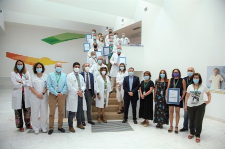 Imagen de la entrega de las certificaciones (JUNTA)