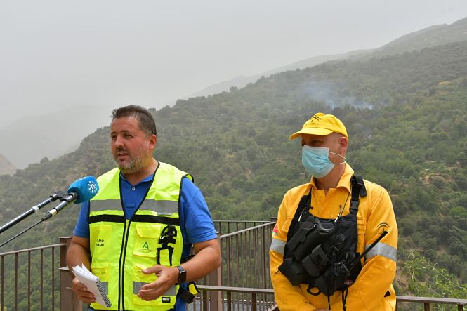 El Delegado de Medio Ambiente ha visitado la zona del incendio (INFOCA) 