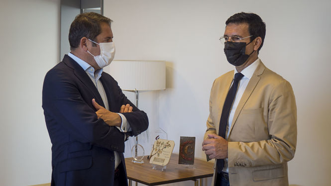 Imagen de la reunión entre Gerardo Cuerva y Francisco Cuenca (CÁMARA GRANADA)