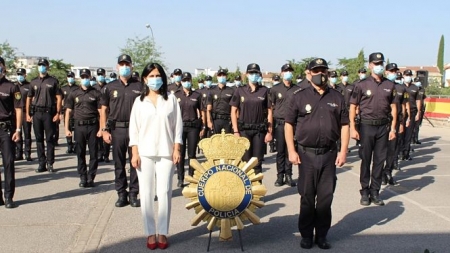 Recibimeinto a los policías alumnos (POLICIA NACIONAL)