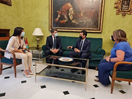 Gobierno y Ayuntamiento de Granada estrechan la coordinación ante la llegada de los fondos europeos (DELEGACIÓN DEL GOBIERNO EN ANDALUCÍA) Gobierno y Ayuntamiento de Granada estrechan la coordinación ante la llegada de los fondos europeos (DELEGACIÓN DEL GOBIERNO EN ANDALUCÍA)