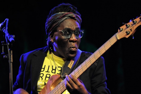 Imagen del concierto de Richard Bona (JAZZ EN LA COSTA)