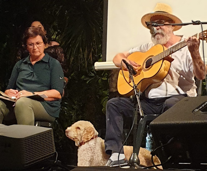 Imagen del recital poético-musical (AYTO. ALMUÑECAR) 