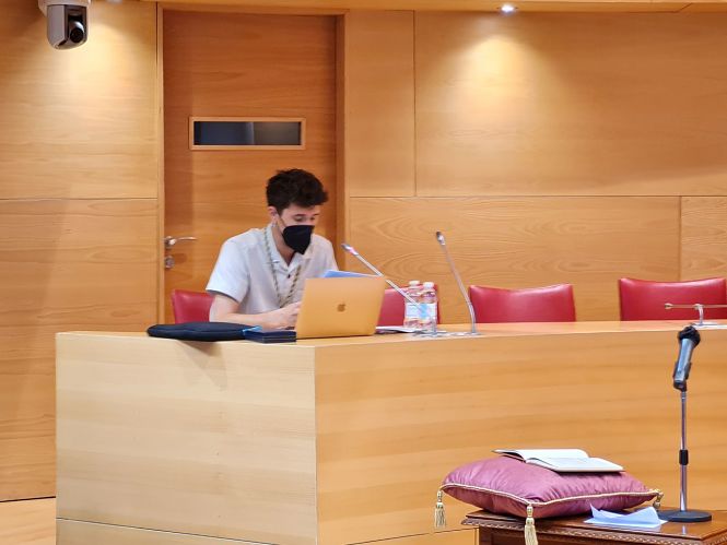 El portavoz de IU en el Ayuntamiento de Huétor Vega, Vladimir García (IU)