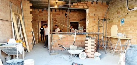 Local que el Ayuntamiento de Cúllar Vega está acondicionando durante este mes de agosto (AYTO. CÚLLAR VEGA) 