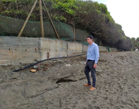 Carlos Rojas en Playa Granada (PP) 