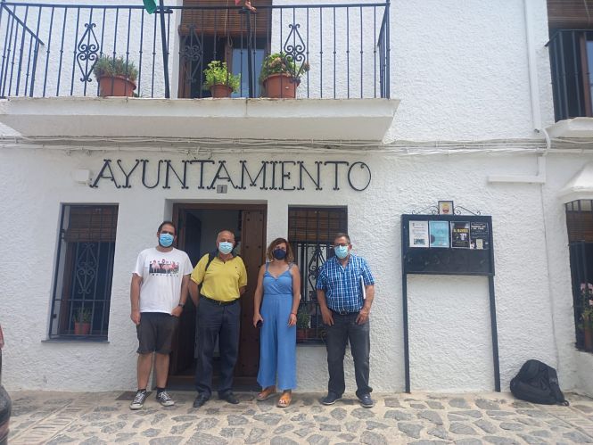 Imagen de la visita a Bubión (DIPUTACIÓN) 