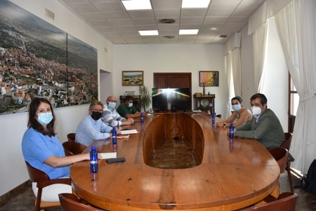 Mesa de Baza por el diálogo entre los sectores agrícola y energético (AYTO. BAZA) 
