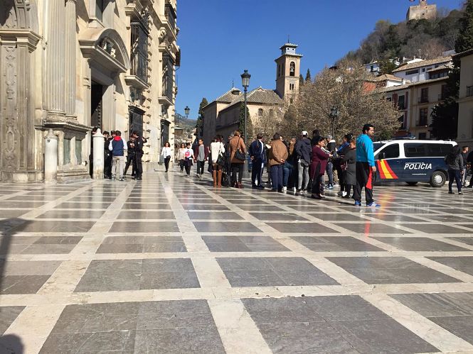 Plaza Nueva, en el entorno en que está el edificio judicial donde se ha desprendido un techo - (EUROPA PRESS) 