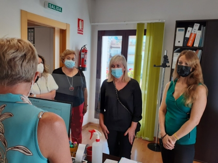 Virginia Fernández ha visitado La Pieza (JUNTA)