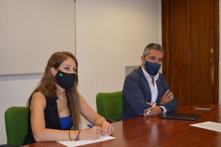 La Delegada de empleo de la Junta, Virginia Fernández (AYUNTAMIENTO)