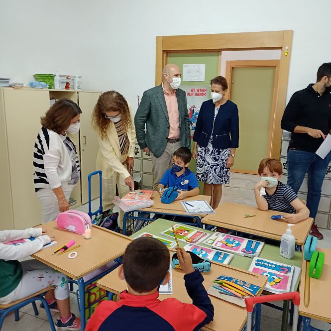 Imagen de la visita al CEIP Luis Rosales (JUNTA) 