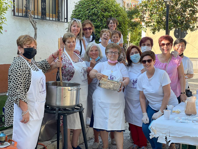 Desayuno solidario celebrado esta mañana en Cúllar Vega (AYTO. CÚLLAR VEGA)