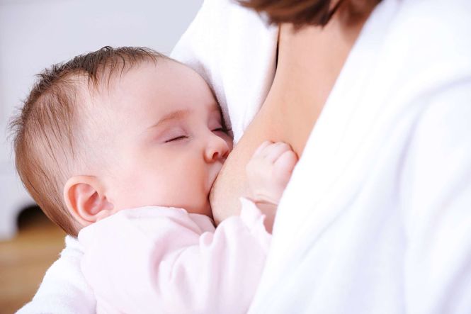 Imagen de recurso de una madre lactante (HUSC) 