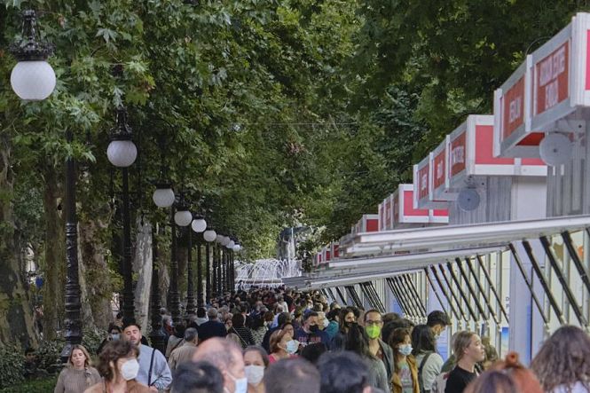 Ambiente en la Feria del Libro (FLG)