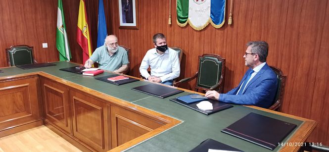 Imagen de la visita al Ayuntamiento de Monachil (JUNTA) 