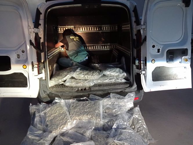 Operación contra la droga (GUARDIA CIVIL) 