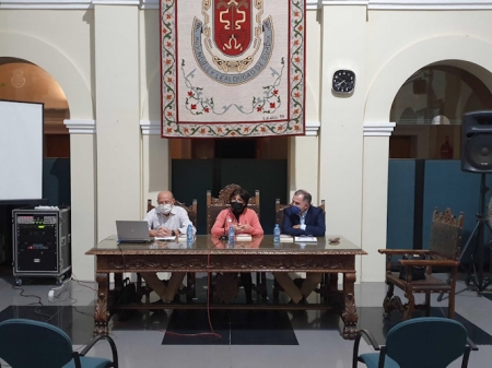 Presentación del libro (AYTO. GUADIX)