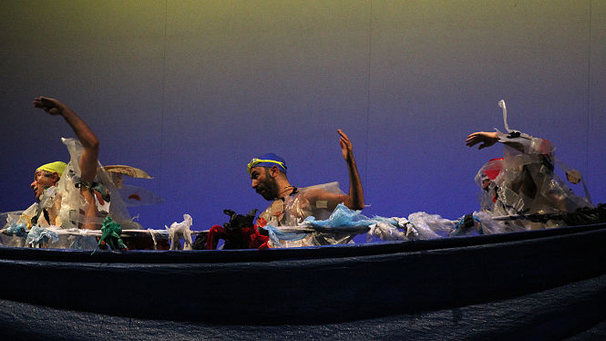 Representación de la obra de Yllana (TEATRO DE HUMOR DE SANTA FE) 