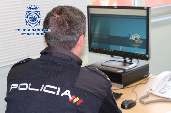 Agentes de la Policía Nacional (POLICÍA NACIONAL)