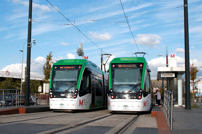Parada de metro de Nuevo Los Cármenes (JUNTA) 