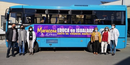 Presentación del bus urbano (AYTO. MARACENA)