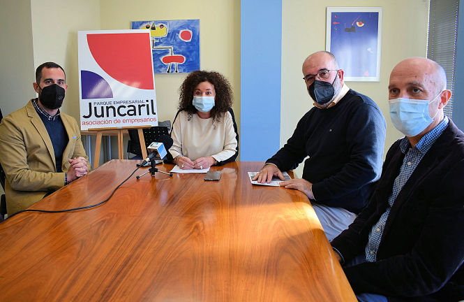 Imagen de la reunión (AYTO. ALBOLOTE)