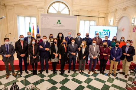 Foto de familia del grupo de trabajo (JUNTA)