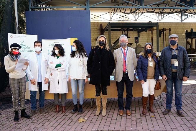 Presentación de la campaña de recogida de aceituna (PARQUE DE LAS CIENCIAS)
