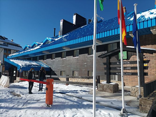 Residencia de tiempo libre de Sierra Nevada (JUNTA)