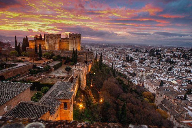 Conjunto monumental de la Alhambra (PATRONATO DE LA ALHAMBRA Y EL GENERALIFE) 