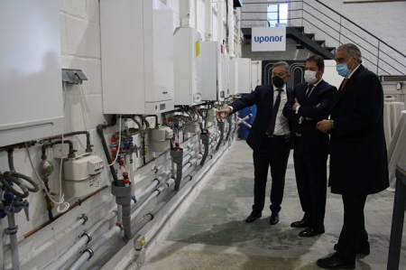 Visita de Gerardo Cuerva al Taller Instaladores (CGE)