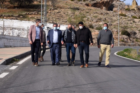 Imagen de la visita a la carretera (R. MARTÍNEZ/ DIPGRA)