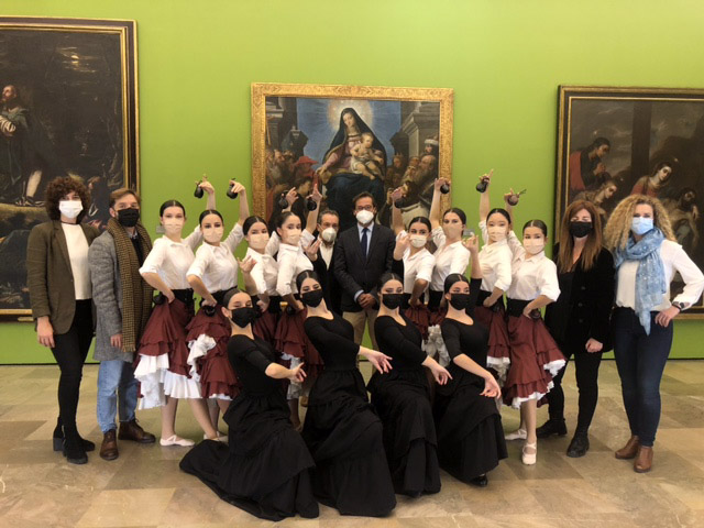 Antonio Granados con el alumnado del Conservatorio de Danza (JUNTA) 