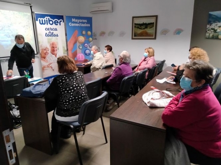 Taller de `Mayores Conectados` (MAYORES CONECTADOS) 