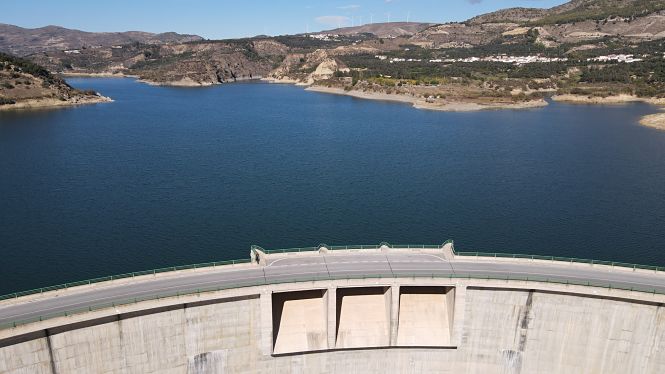 Imagen de la presa de Rules (REGANTES BAJO GUADALFEO)