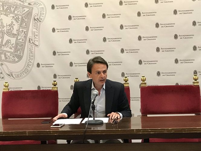 El exconcejal del PP en el Ayuntamiento de Granada Juan Antonio Fuentes en una imagen de archivo (AYUNTAMIENTO) 