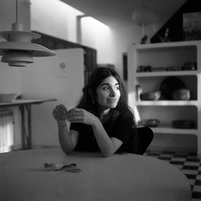 La autora de la muestra María Rosa Aránega (JAVIER LORENTE)