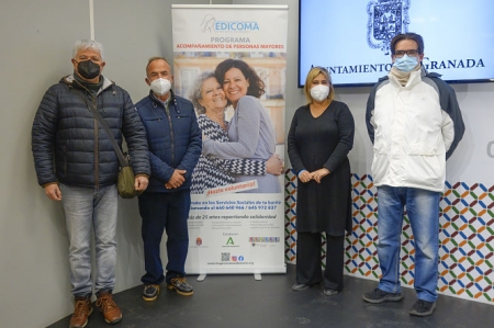Presentación del programa de acompañamiento de mayores (JAVIER ALGARRA / AYUNTAMIENTO) Presentación del programa de acompañamiento de mayores (JAVIER ALGARRA / AYUNTAMIENTO)
