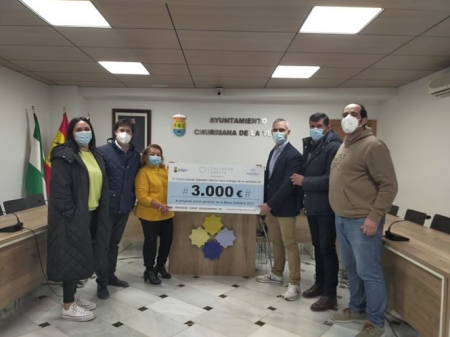 Entrega de la beca solidaria (AYTO. CHURRIANA)