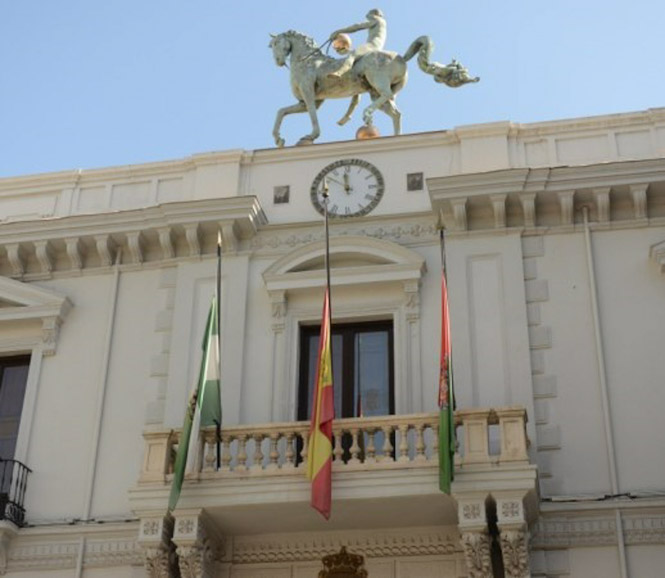 Fachada del Ayuntamiento de Granada (AYUNTAMIENTO DE GRANADA)