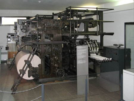 Rotativa de un periódico (WIKIPEDIA) Rotativa de un periódico (WIKIPEDIA)