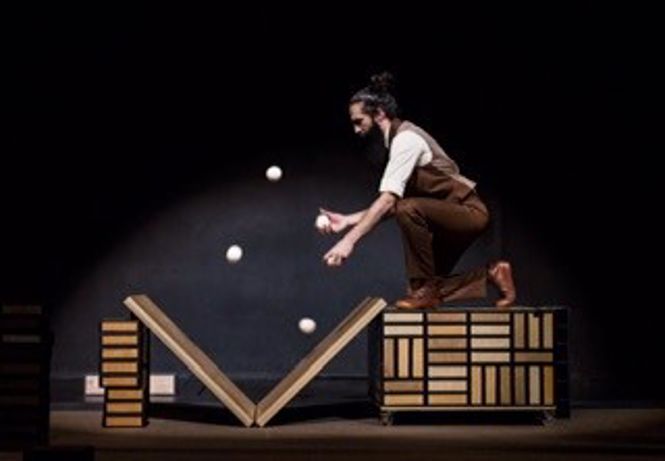 Obra de teatro `So` (JUNTA) 