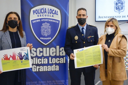 Presentación de las primeras jornadas sobre diversidad de género en la policía local )JAVIER ALGARRA / AYUNTAMIENTO)