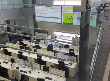 Sala del 112 en Andalucía (EMERGENCIAS 112 ANDALUCÍA)